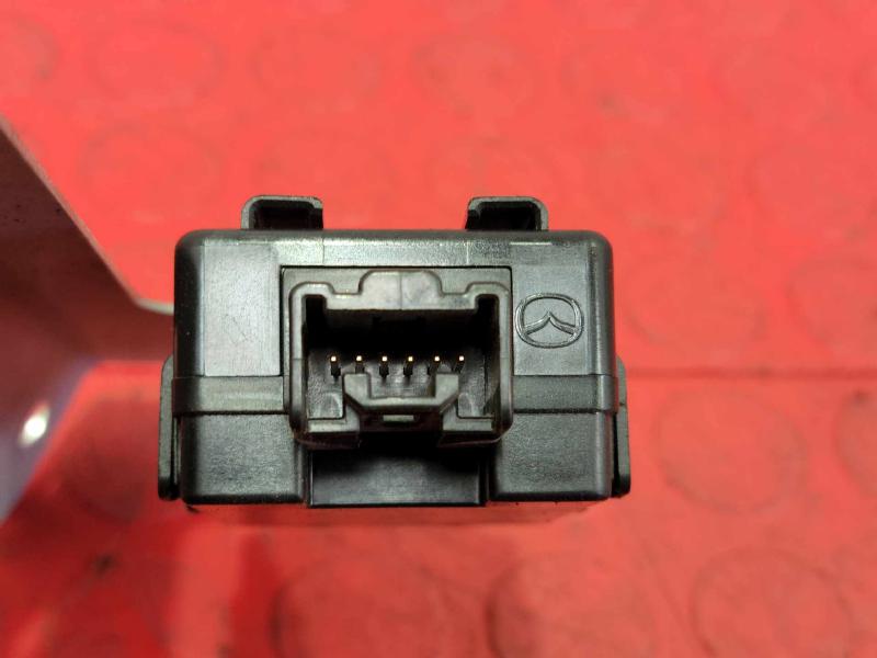 2010-2015 Mazda CX-9 Keyless Entry Receiver Module Genuine OEM TD11-67-5R0B
