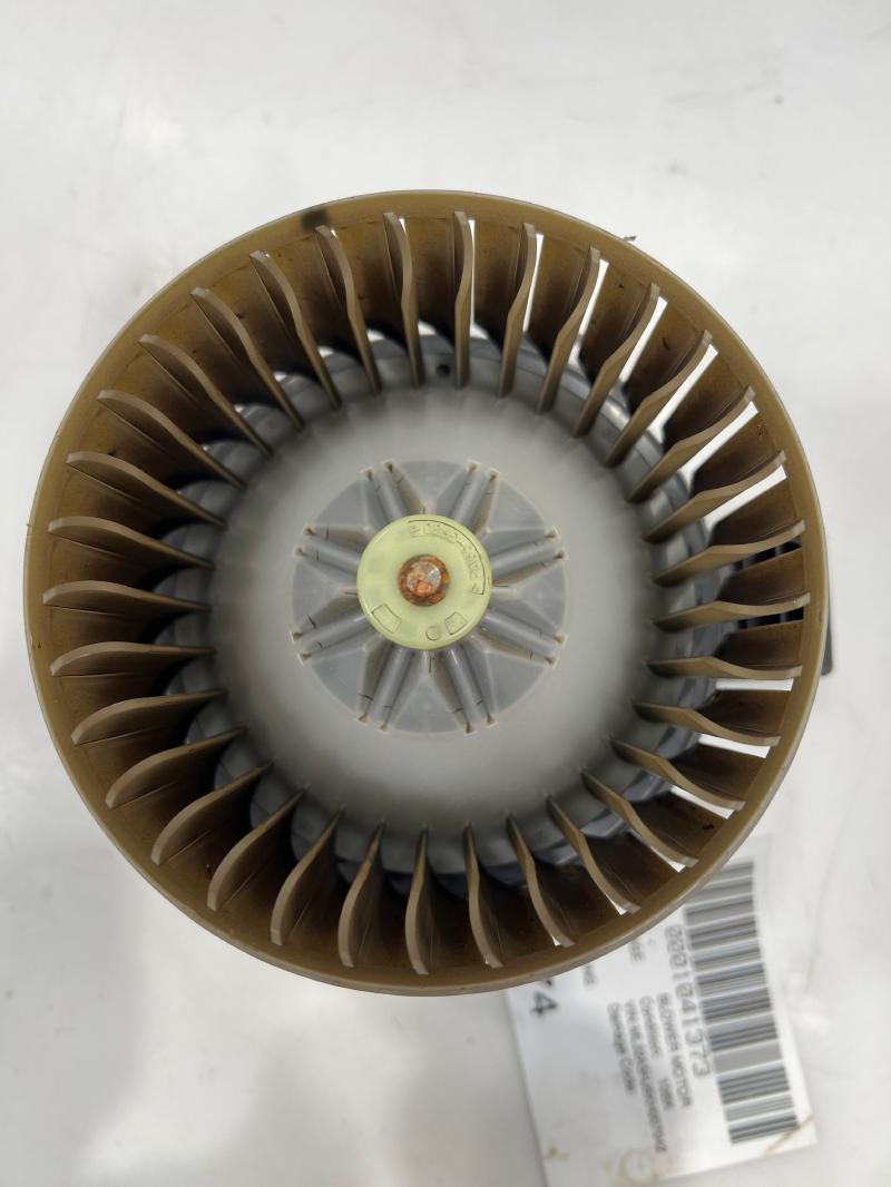 2017 - 2019 Mitsubishi Mirage Heater AC Blower Motor Assembly OEM 7802A247