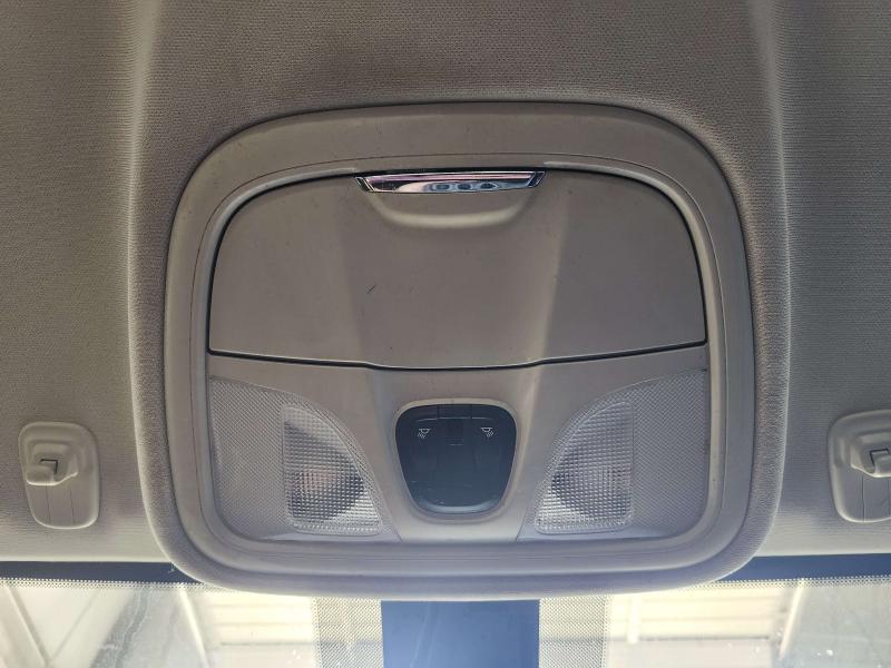 2017 Chrysler 200 Front Console