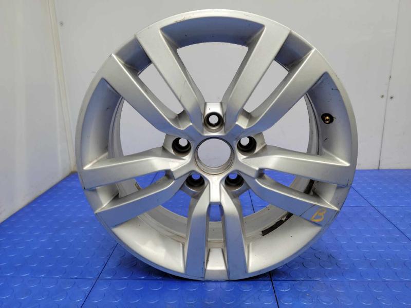 2015 Volkswagen Tiguan Wheel