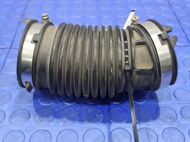 2009 Chevrolet Malibu Air Intake Tube/Resonator