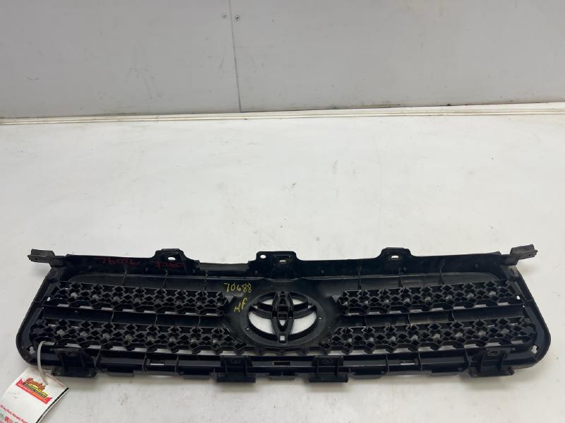 2008 Toyota RAV4 Grille