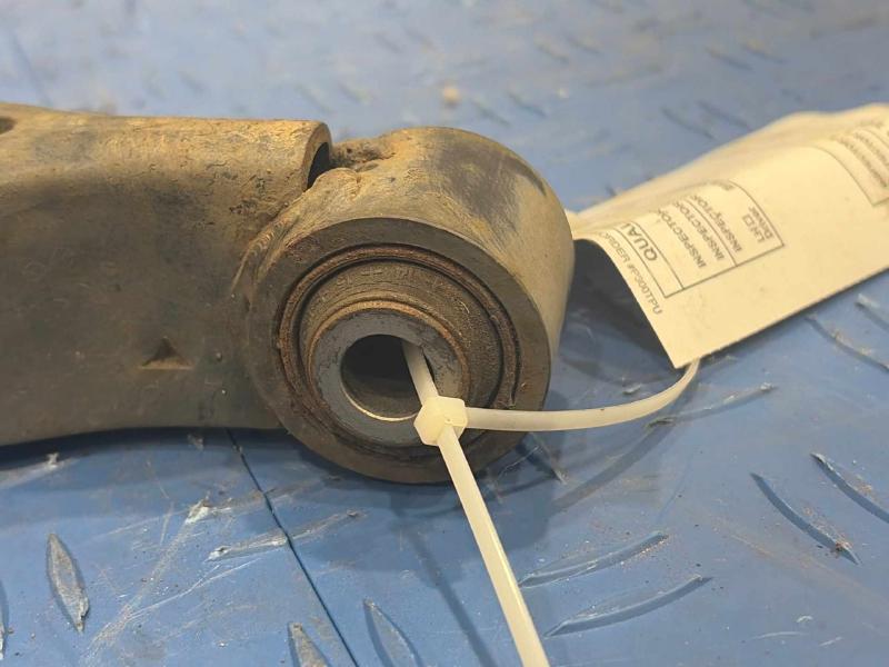 2015 Nissan Rogue Lower Control Arm Rr