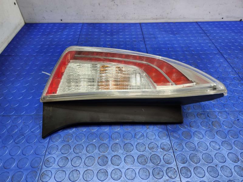 2012 Toyota Prius Tail Light Assembly