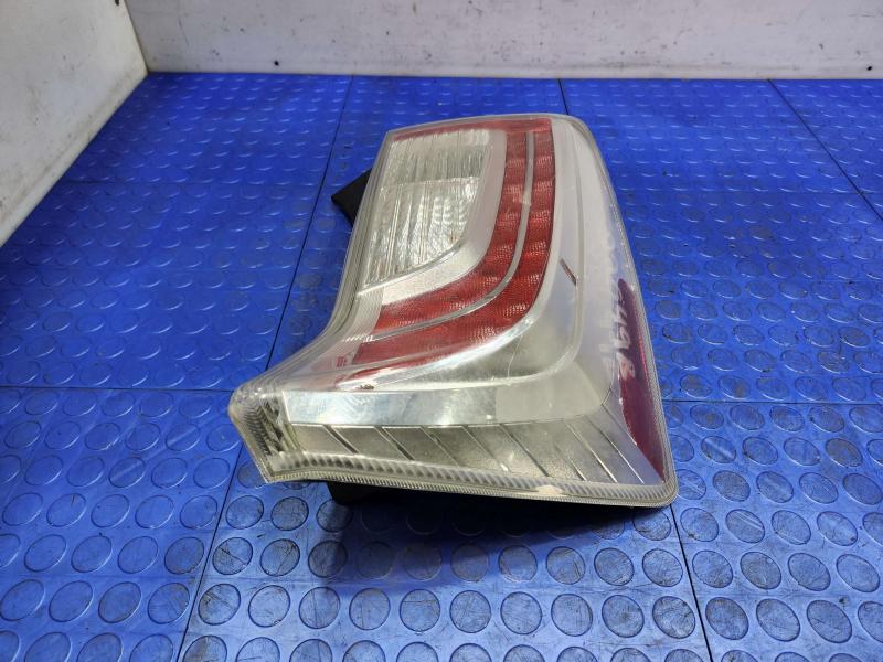 2012 Toyota Prius Tail Light Assembly