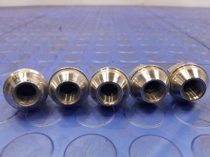 2015 Ford Fusion Lug Nuts