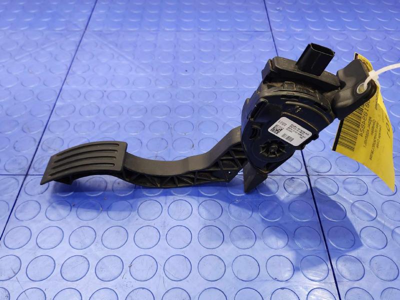 2012-2018 Ford Focus Accelerator Pedal Assembly Genuine OEM Part BV61-9F836-AB