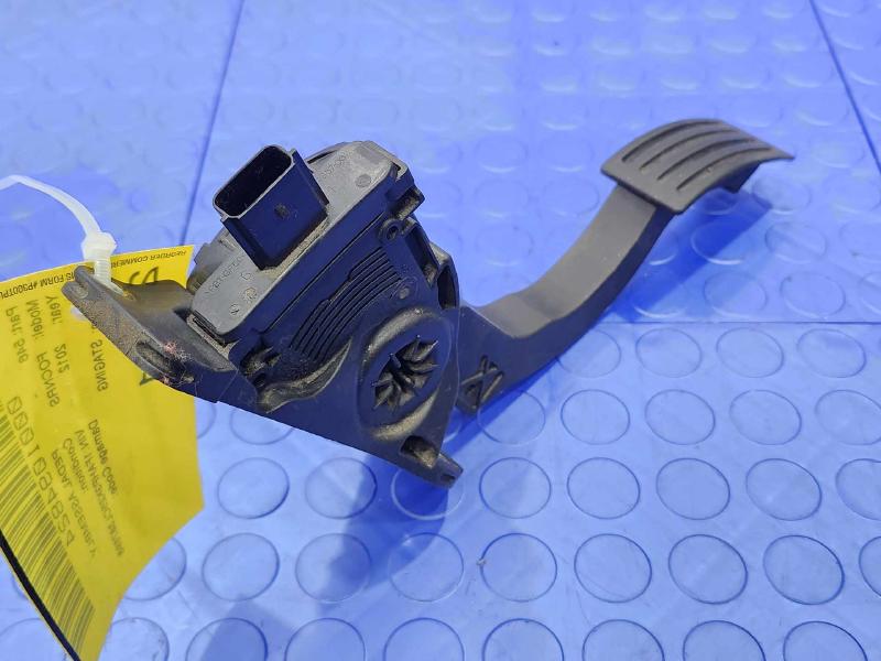 2012-2018 Ford Focus Accelerator Pedal Assembly Genuine OEM Part BV61-9F836-AB