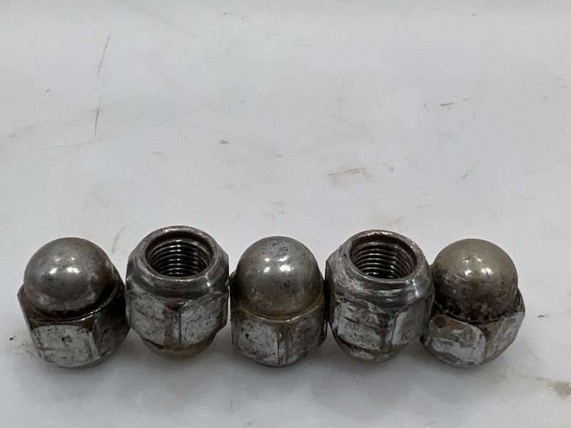 2013 Subaru Crosstrek Lug Nuts