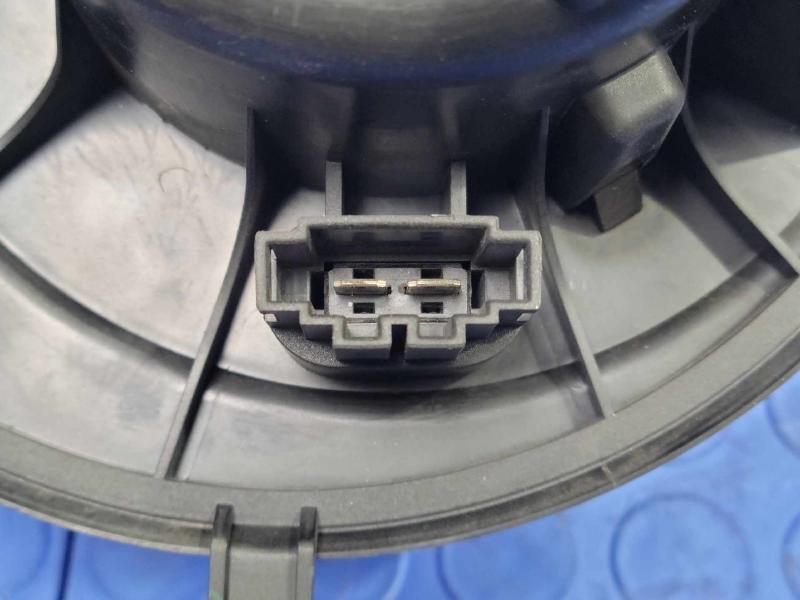 2009 Volkswagen Tiguan Blower Motor