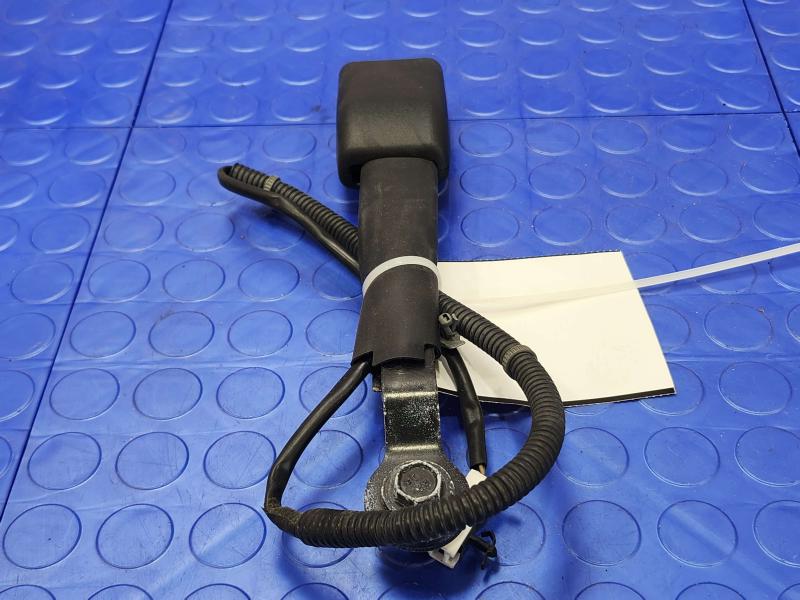 2013 Infiniti FX35 Front Seat Belt