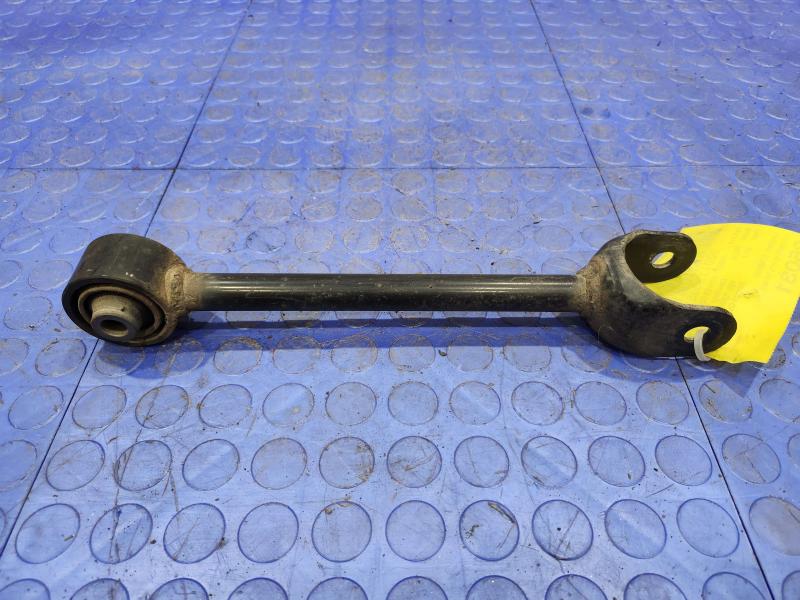2017 Toyota Prius Lower Control Arm Rr