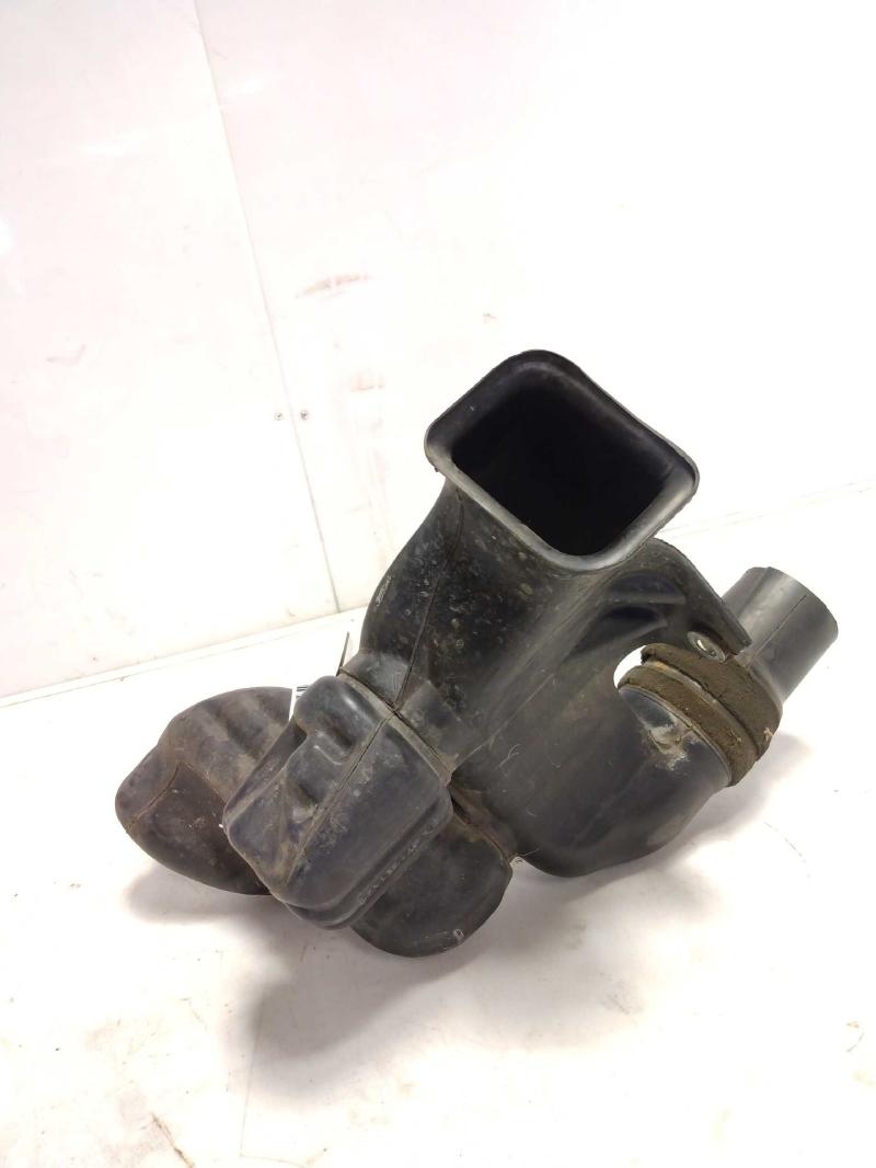 2008 Dodge Charger Air Intake Tube/Resonator