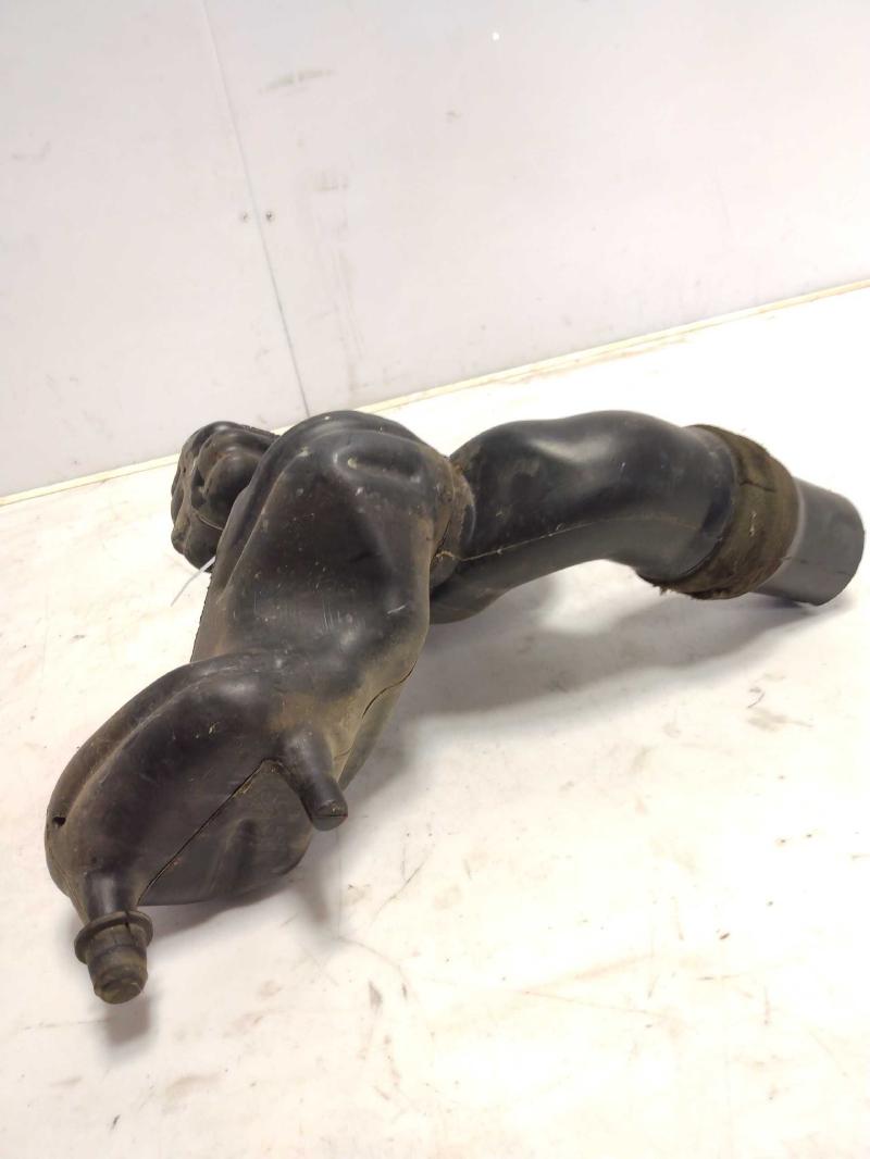 2008 Dodge Charger Air Intake Tube/Resonator