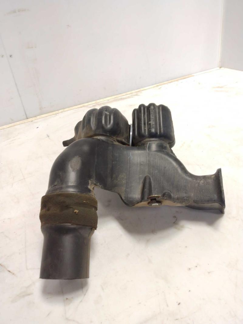 2008 Dodge Charger Air Intake Tube/Resonator