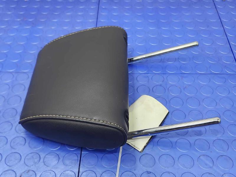 2014 Ford Mustang Headrest