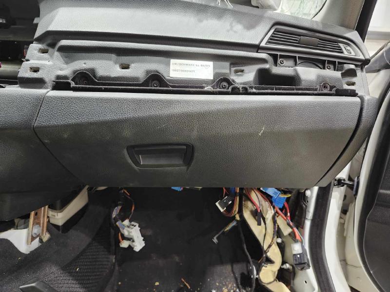 2016 BMW 528I Glove Box