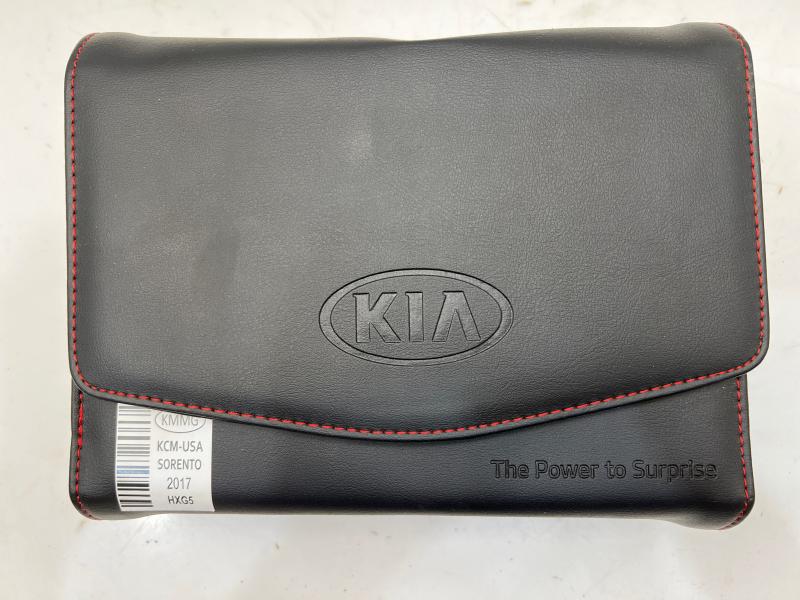 2017 Kia Sorento Owners Manual with Leather Case OEM