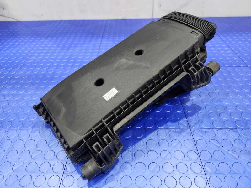 2012 Mercedes ML-Class Air Cleaner