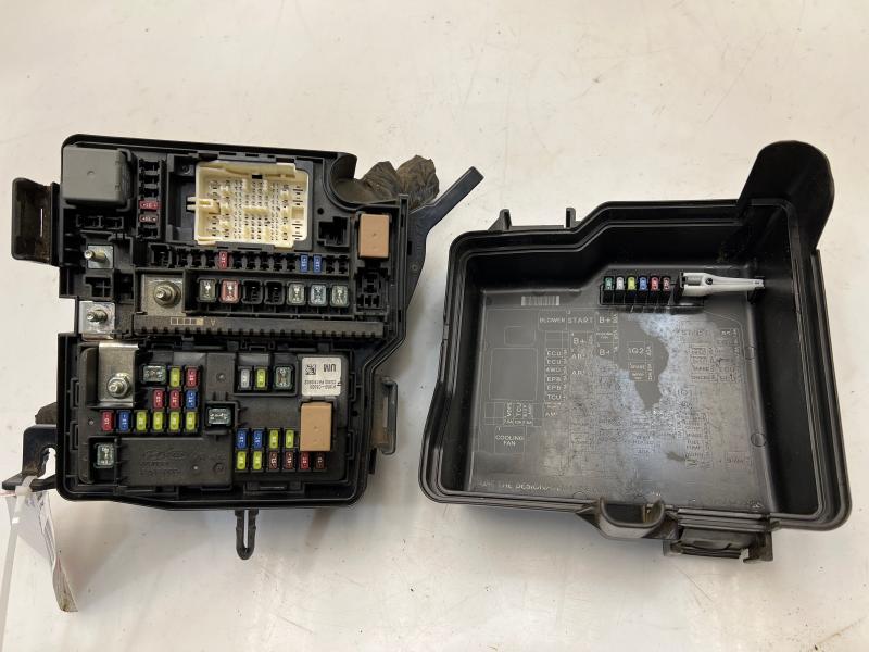 2017 Kia Sorento Engine Fuse Box