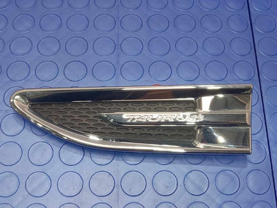 2015 Ford Taurus Fender Moulding