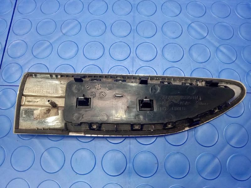 2015 Ford Taurus Fender Moulding
