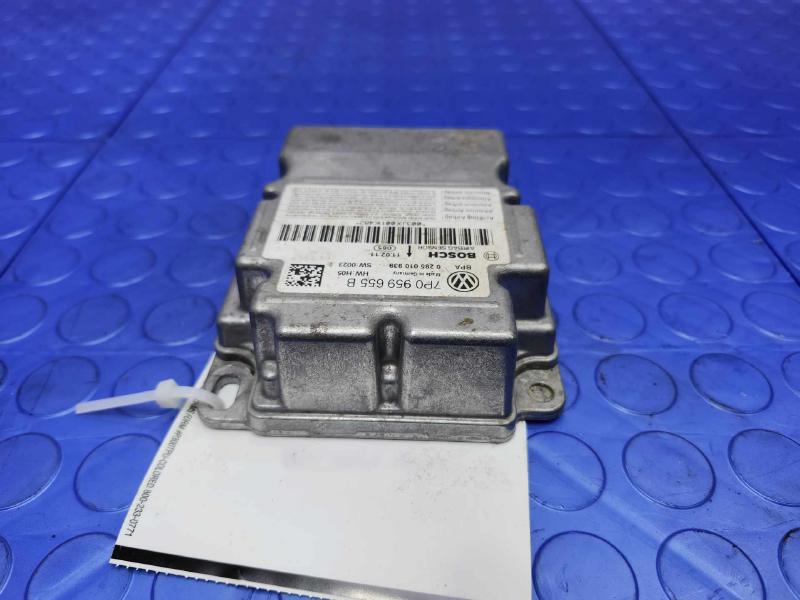 2011-2012 Volkswagen Touareg SRS Restraint Control Module OEM 7P0959655B
