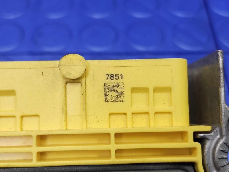 2011-2012 Volkswagen Touareg SRS Restraint Control Module OEM 7P0959655B