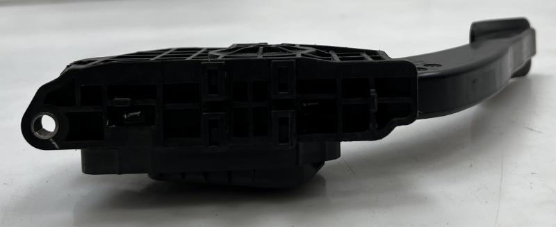 2015 - 2020 Ford Edge Accelerator Pedal Assembly OEM E1GC-9F836-JC
