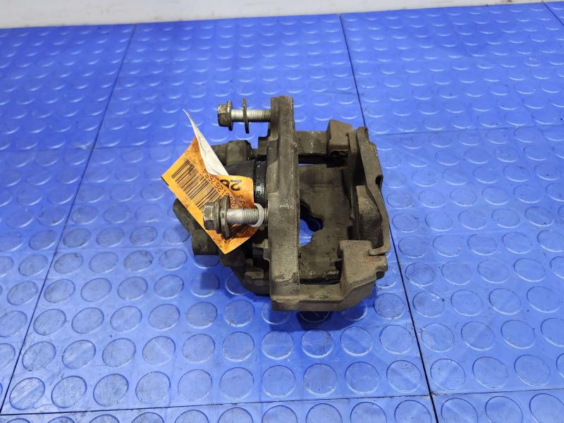 2008 BMW 128i Caliper