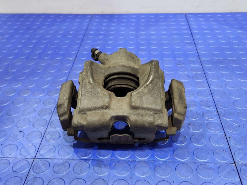 2008 BMW 128i Caliper
