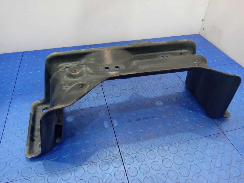 2011-2020 Jeep Grand Cherokee Transmission Crossmember Genuine OEM 68252525AA