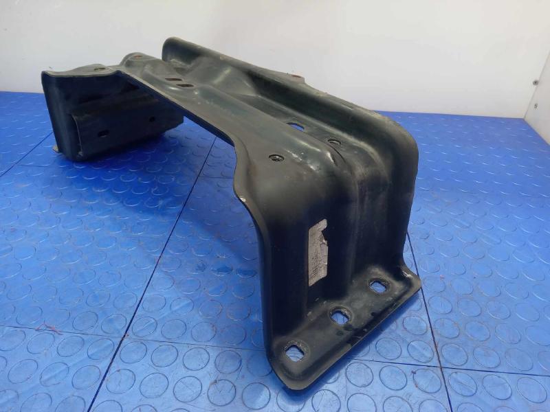 2011-2020 Jeep Grand Cherokee Transmission Crossmember Genuine OEM 68252525AA