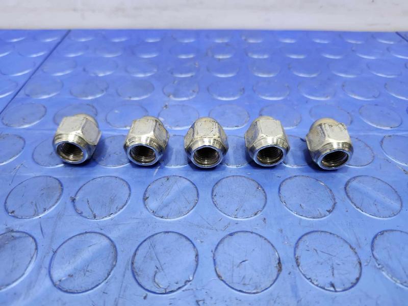 2015 Subaru Legacy Lug Nuts