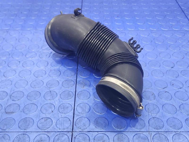2015 Volkswagen Golf 2.0L TDI Engine Air Intake Hose Genuine OEM 5Q0129654F
