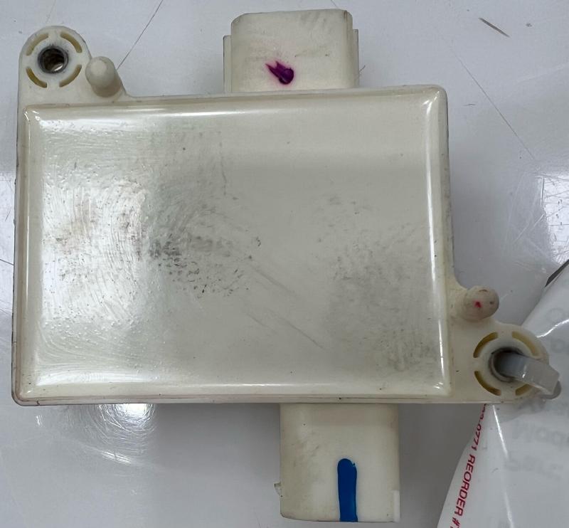 2014 - 2019 Kia Soul Passenger Occupancy Detection Sensor OEM 88952B2500