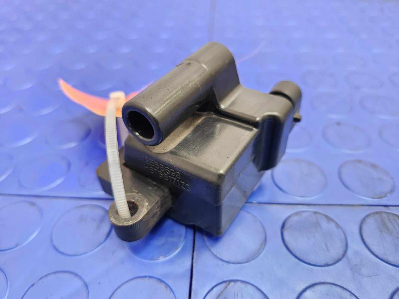 2003 Chevrolet Silverado 2500 Ignition Coil/Ignitor