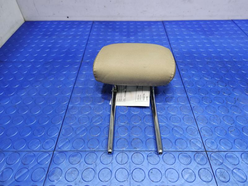 2015 Ford Fusion Headrest