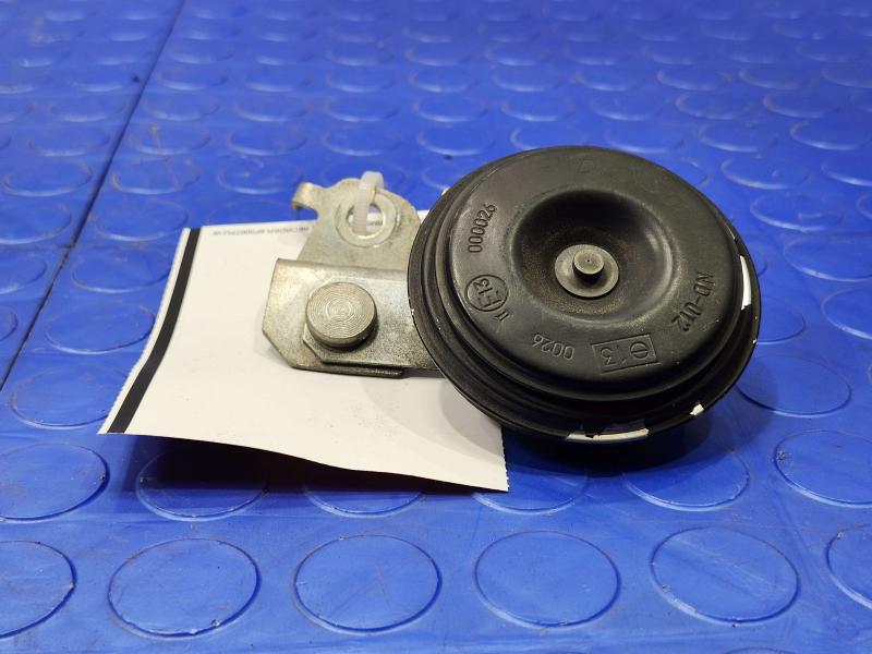 2014-2020 Infiniti QX60 High Note Horn Assembly Genuine OEM Part 256053JA0A