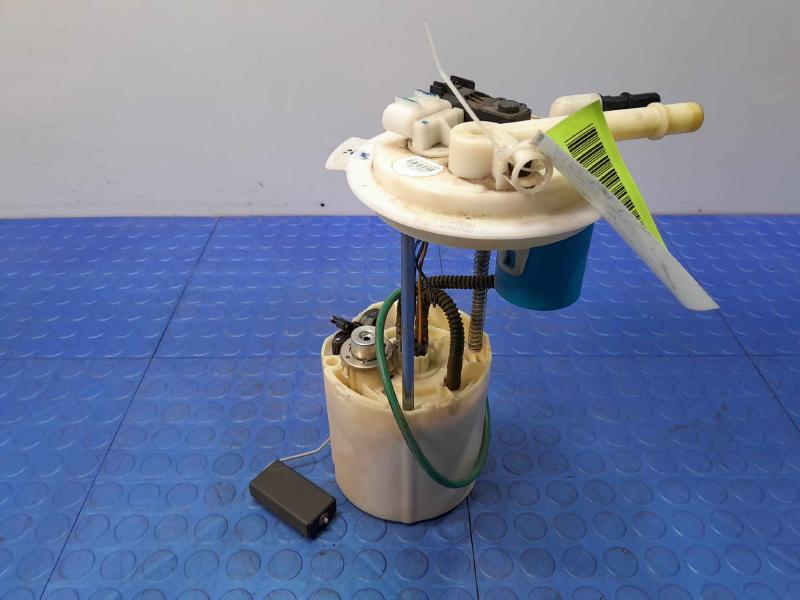 2008-2010 Pontiac Solstice 2.4L Fuel Pump Assembly Genuine Used OEM 19168378