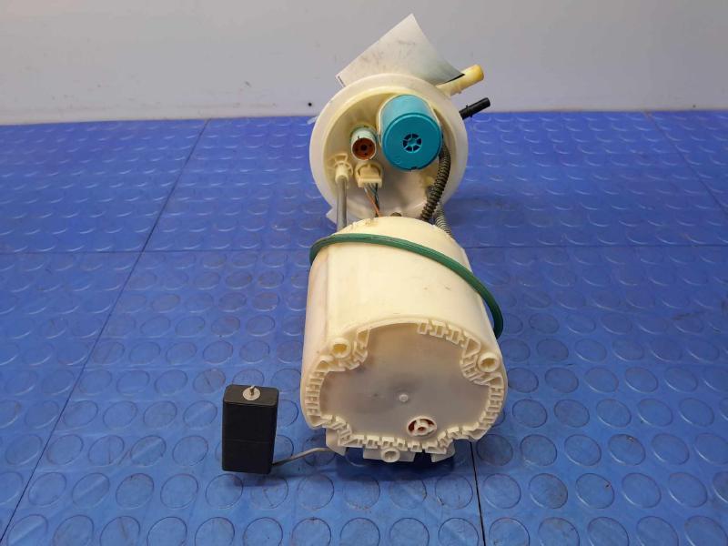 2008-2010 Pontiac Solstice 2.4L Fuel Pump Assembly Genuine Used OEM 19168378
