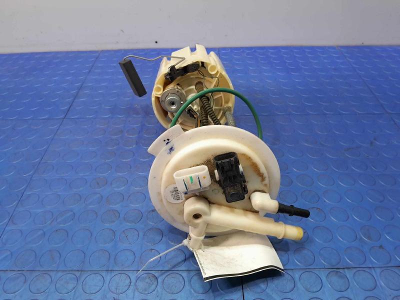 2008-2010 Pontiac Solstice 2.4L Fuel Pump Assembly Genuine Used OEM 19168378