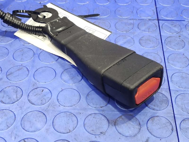 2017 Toyota Prius Front Seat Belt