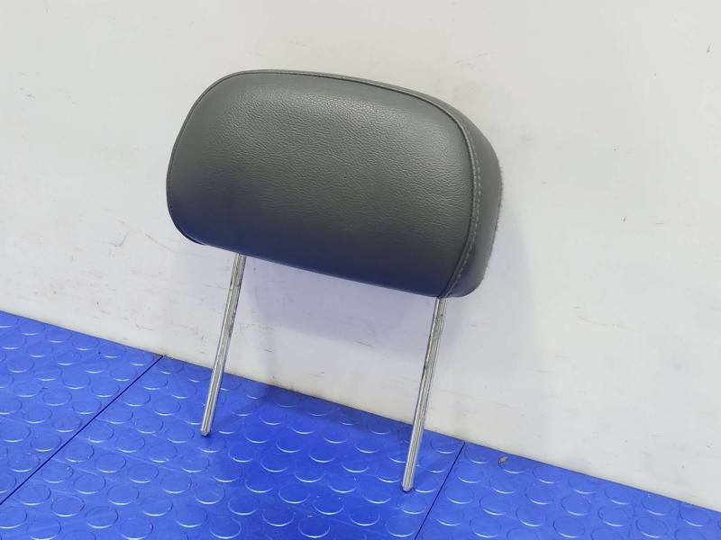 2004 Ford Explorer Headrest
