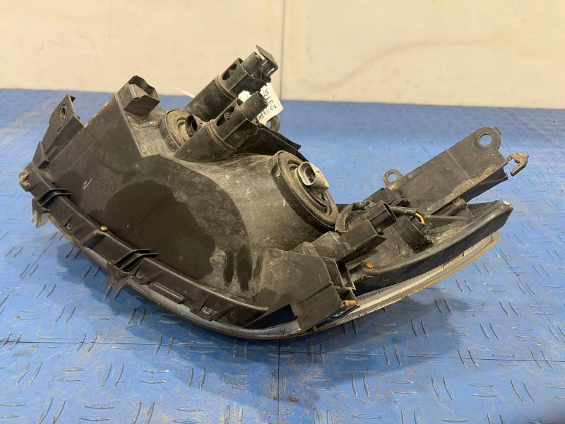 2007 Toyota RAV4 Headlamp Assembly