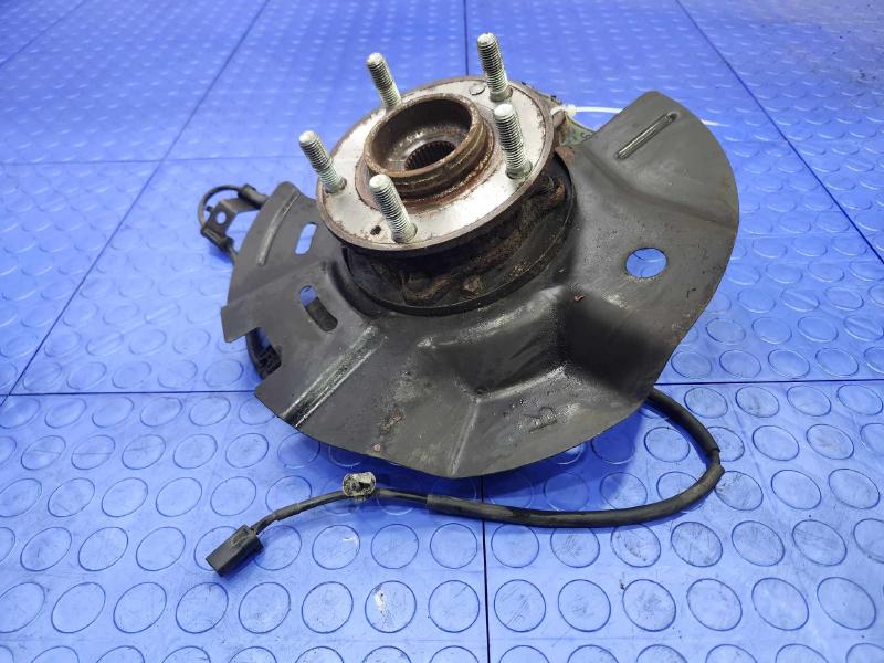 2014 Hyundai Santa Fe Spindle Knuckle Front