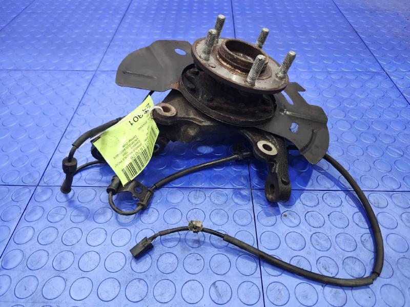 2014 Hyundai Santa Fe Spindle Knuckle Front