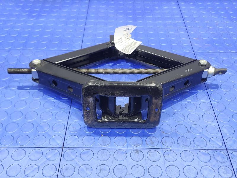2011 Kia Sorento Jack Assembly