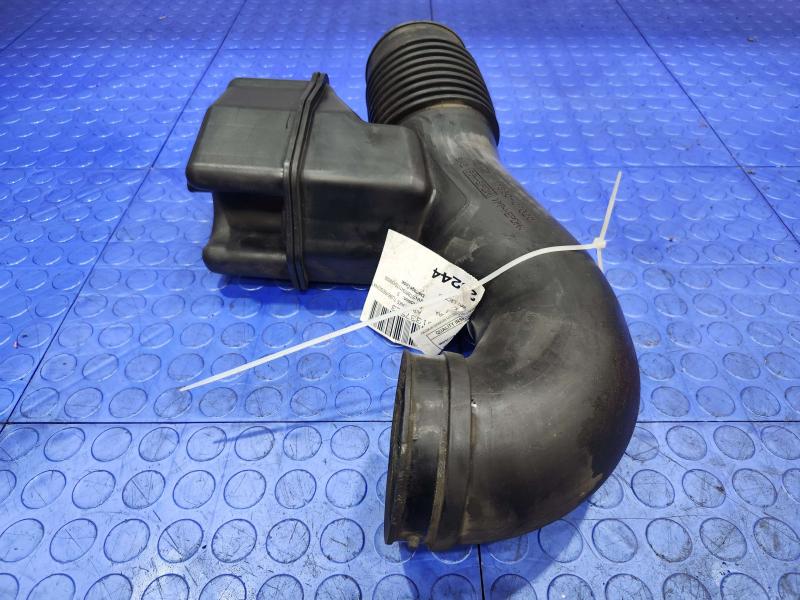 2007 Toyota Tundra Air Intake Tube/Resonator