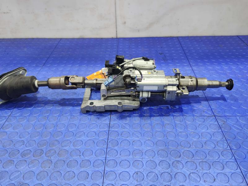 2011 Maserati Quattroporte Steering Column